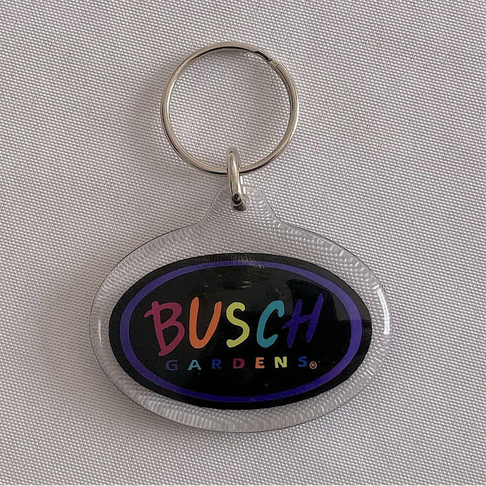⭐️ Busch Gardens Acrylic Rainbow Collectible Keychain